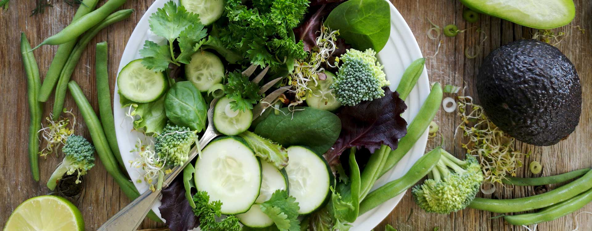 Ballaststoffe: Grünes Gemüse und Salat