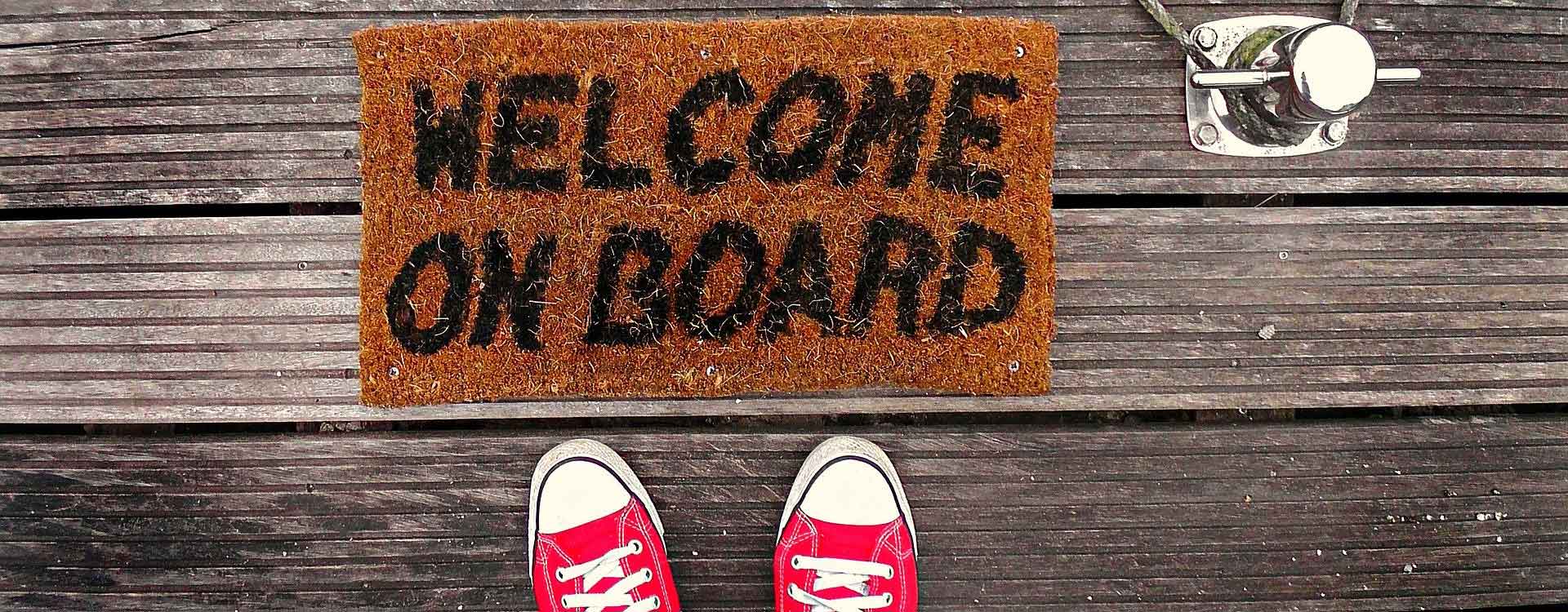 Gastbeitrag und Produkttest: Fußmatte mit Schriftzug Welcome on Board