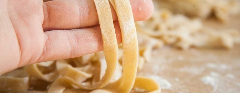 Glutenfreie Nudeln ganz einfach selber machen